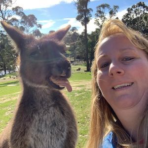 Meet your Posher, Angela